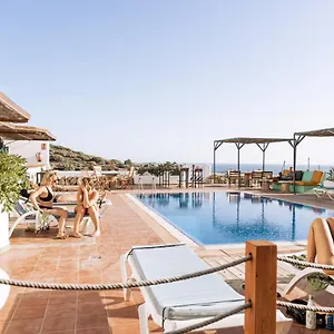 The Tree House Tenerife Albergue
